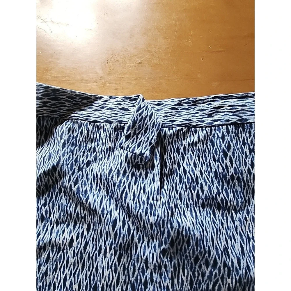 Michael Michael Kors Blue‎ Geoprint Pencil Skirt size 4